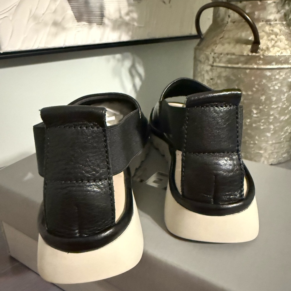 The Flexx Black Leather Sandals with Cream Sole New - Picture 3 of 11